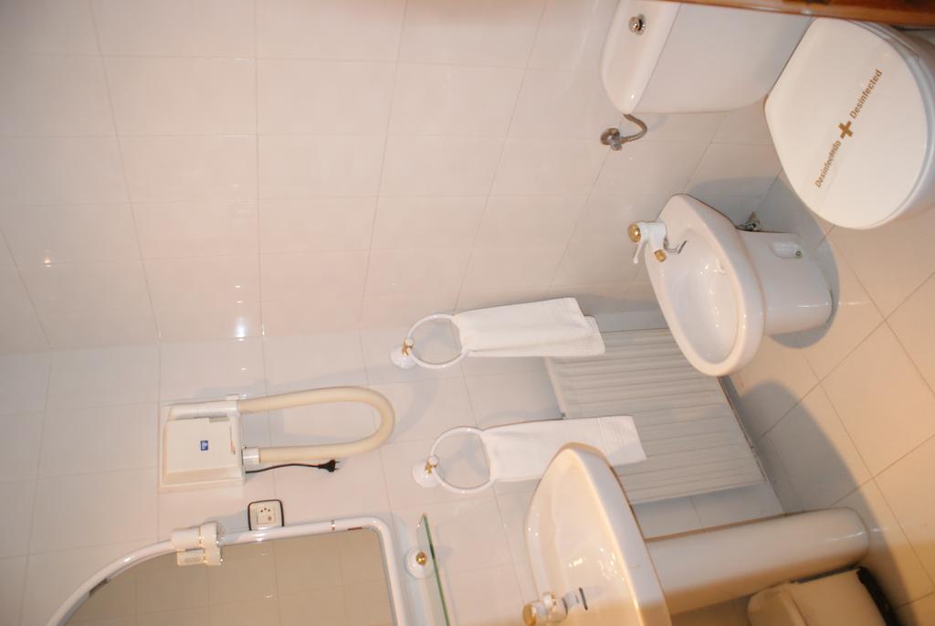 Hostal Los Valles Bielsa Exteriér fotografie
