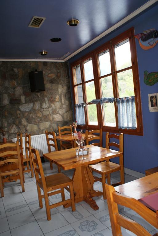 Hostal Los Valles Bielsa Exteriér fotografie