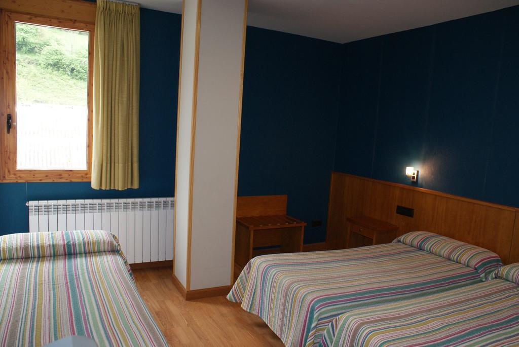 Hostal Los Valles Bielsa Exteriér fotografie
