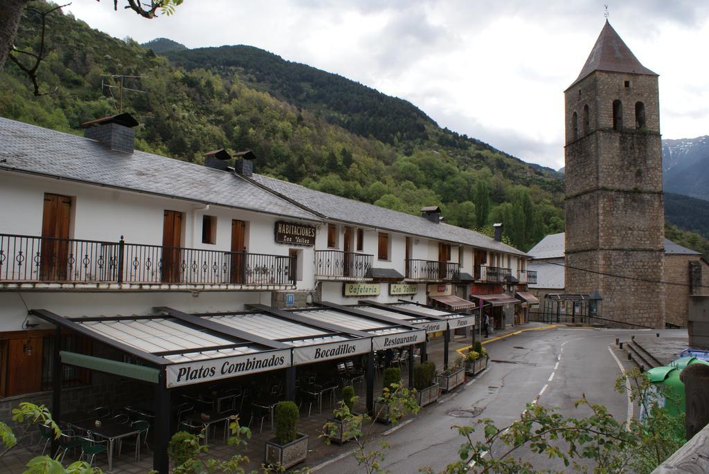 Hostal Los Valles Bielsa Exteriér fotografie