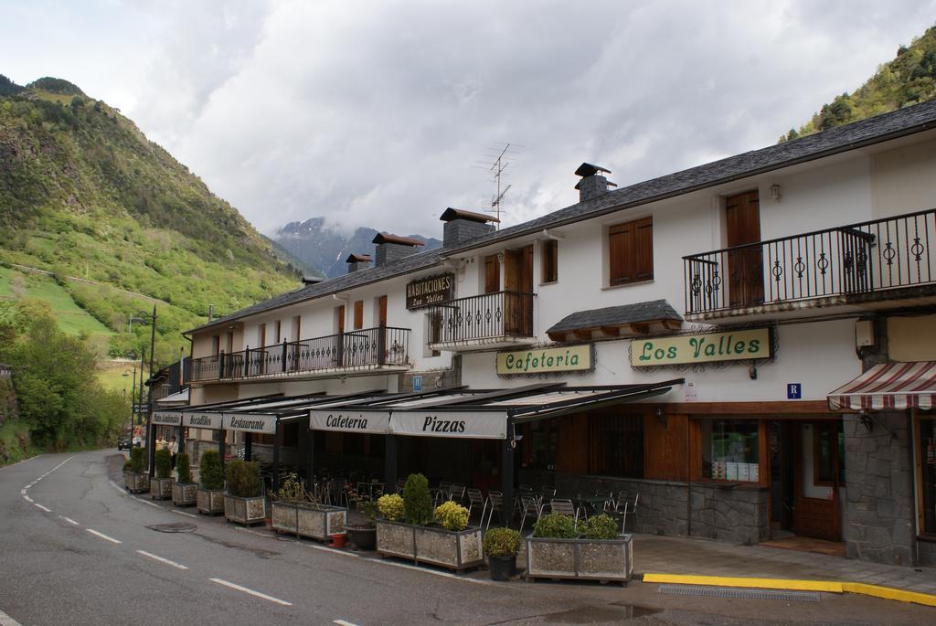 Hostal Los Valles Bielsa Exteriér fotografie