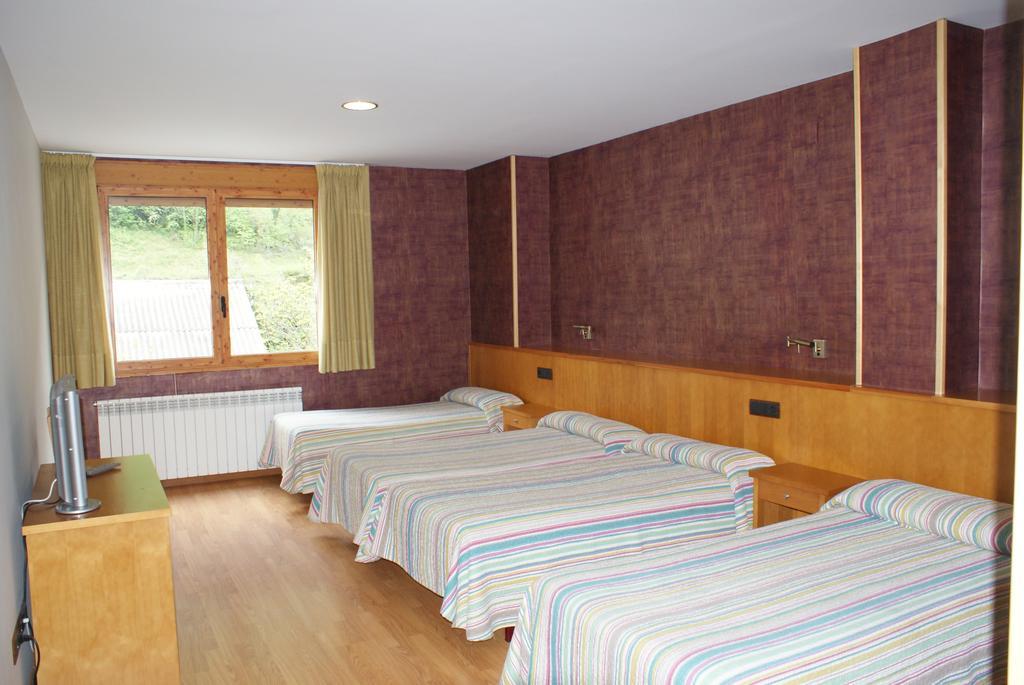 Hostal Los Valles Bielsa Exteriér fotografie